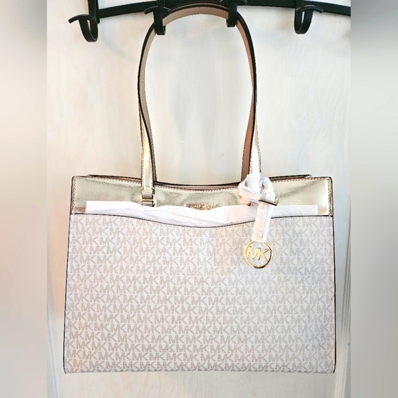 NWT Michael Kors Large Jet Set Tote Bag - Picture 1 of 7